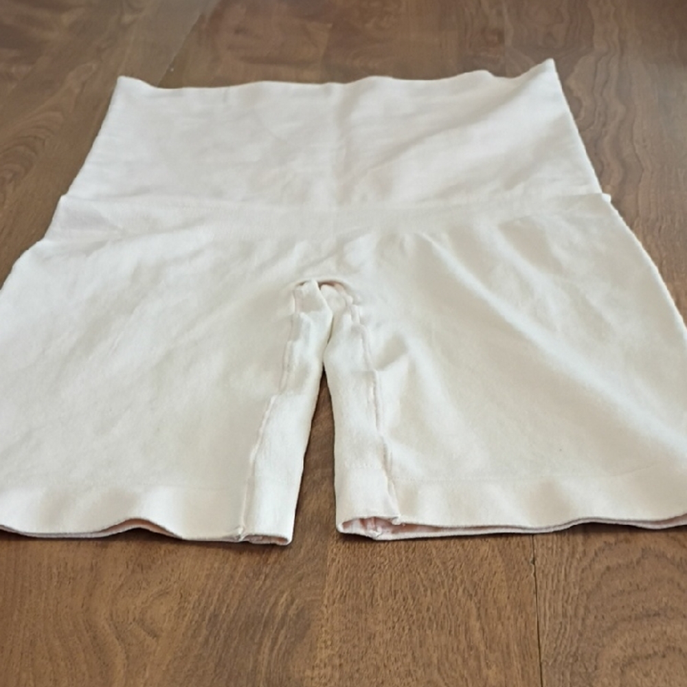 High-Waisted Cream Shapewear Mid Length Leg